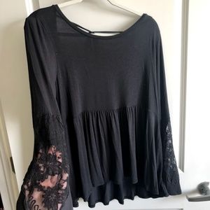 American Eagle long sleeve blouse with lace accent